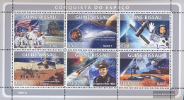 Guinea-Bissau 3993-3998 Sheetlet (complete. Issue) Unmounted Mint / Never Hinged 2008 Weltraummissionen - Guinea-Bissau