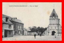 CPA (76) SAINT-ETIENNE-du-ROUVRAY.  Place De L'Eglise. *5852 - Saint Etienne Du Rouvray