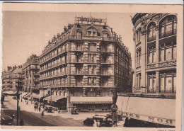 CPA GRENOBLE-HOTEL MODERNE ET DES TROIS DAUPHINS-voitures Anciennes-animé ++++ - Grenoble