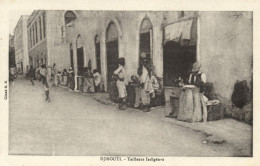 Djibouti, DJIBOUTI, Tailleurs Indigènes, Indigenous Tailors (1920s) Postcard - Dschibuti