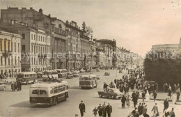 73831585 Leningrad St Petersburg RU Strassenpartie  - Russland