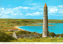 CPM- Ireland- The Round Tower, ARDMORE, Co. WATERFORD _ Photo John Hinde TBE*  Cf. Scans * - Otros & Sin Clasificación