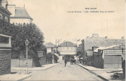 Dinard - Rue Du Casino -baraques A Droite - Dinard