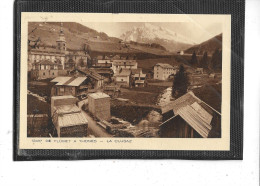 74- LA CLUSAZ  - Une Vue Des " CHALETS  Et De L'Eglise - La Clusaz