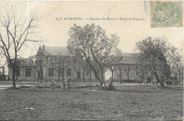 LES AVENIERES Champ De Mars Et L' Ecole De Garçon - Les Avenières