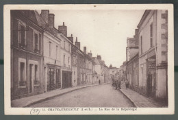 CP - 37 - Chateau-Renault - Rue De La République - Other & Unclassified