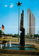 72686603 Duesseldorf Goldfinger-Brunnen Mit Thyssen-Hochhaus Duesseldorf - Duesseldorf