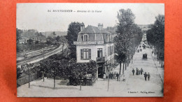 CPA (80)  Montdidier. Avenue De La Gare. (8A.006) - Montdidier