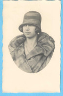 Carte-Photo  Signée-Paul Favresse-Belgique-+/-1925-La Princesse Marie-José-Jeune Fille-Chapeau->Principessa Del Piemonte - Familles Royales