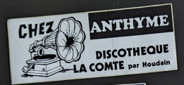 AUTOCOLLANT CHEZ ANTHYME - DISCOTHÈQUE DANCING NIGHT-CLUB - LA COMTE PAR HOUDAIN - 62 PAS-DE-CALAIS - GRAMOPHONE - Aufkleber