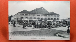 CPA (18) Bourges.  Le Marché.  (8A.016) - Bourges