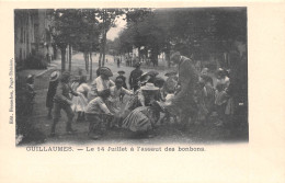 GUILLAUMES (Alpes-Maritimes) - Le 14 Juillet à L'assaut Des Bonbons - Edit. Fourcachon, Puget-Théniers - Autres & Non Classés