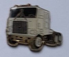 Pin' S  Transport, Camion  Blanc  MACK - Transports