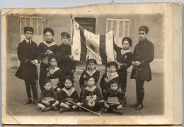 CP Carte Photo D'époque Photographie Vintage Enfant Marin Marinière Drapeaau - Other & Unclassified