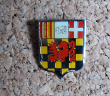 Pin's - Blason, Armorie - Other & Unclassified