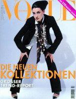 Vogue Magazine Germany 2000-07 Erin O'Connor - Unclassified