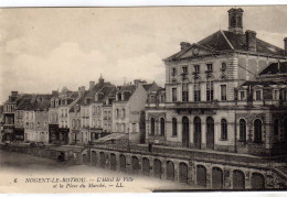Nogent Le Rotrou Hotel De Ville Place Du Marché - Nogent Le Rotrou