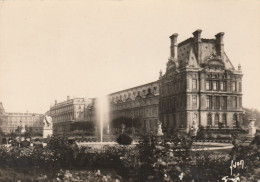 AD466 Paris - Le Louvre - Pavillon De Flore Et Jardin Des Tuileries / Viaggiata 1957 - Louvre