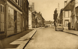 SENONCHES - Rue Louis Peuret - Voitures - Autres & Non Classés