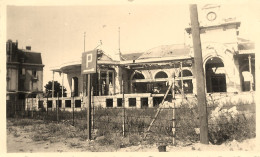 Les Sables D'olonne * RARE Photo WW2 * Le Casino Kursaal Bombardé , Au Retour De La Fin De La Guerre 39/45 War - Sables D'Olonne