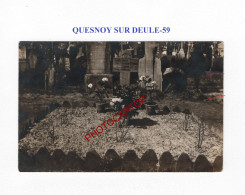 QUESNOY SUR DEULE-59-Cimetiere-Tombes-CARTE PHOTO Allemande-GUERRE 14-18-1 WK-MILITARIA- - Cimetières Militaires