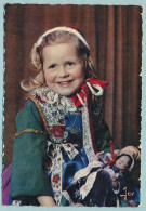 Enfant En Costume De Plougastel-Daoulas - Costumes