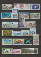 NOUVELLE CALEDONIE    PA  LOT   DE 22  TIMBRES  N**  BONNE COTE - Ungebraucht