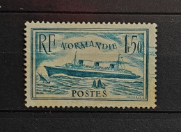 05 - 24 - France - N° 300 * - MH - Variété Maculature Bleu Sur Paquebot Normandie - Ongebruikt