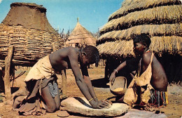 Kenya - Maize Grinding - Publ. Sapra Studio 287 - Kenya