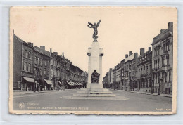 CHARLEROI (Hainaut) Avenue De Waterloo Et Monument Aux Martyrs - Charleroi