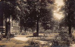 LONDON (OH) High School Campus - REAL PHOTO - Publ. Unknown  - Otros & Sin Clasificación