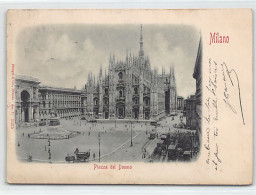 MILANO - Cartolina In Rilievo - Piazza Del Duomo - Milano