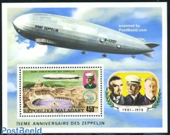 Madagascar 1976 Zeppelin S/s, Mint NH, Transport - Zeppelins - Zeppelines