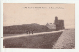 CP 50 SAINT VAAST LA HOUGUE Le Port De L'Ile Tatihou - Saint Vaast La Hougue