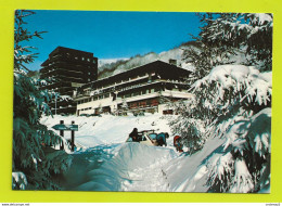 63 SUPER BESSE N°1 Hôtel GERGOVIA Vacances Eté Et Hiver Pancarte Peloton Gendarmes De Montagne Renault R5 Avec Skis - Besse Et Saint Anastaise