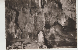 Bagnères De Bigorre 65 Carte Non Circulée Grottes De Medous_ Etage Superieure _La Salle Du Singe - Bagneres De Bigorre