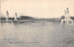 75-PARIS INONDE PONT ALEXANDRE III-N°T2253-C/0097 - Paris Flood, 1910