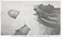 75-PARIS INONDE SAUVETAGE DES FUTAILLES-N°T2253-C/0093 - Inondations De 1910