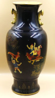 Vase - Porcelaine, Famille Noire - - Arte Asiático