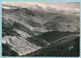 COL D'ASPIN - Les Lacets Vers Arreau Et Le Village D'Aspin - Sonstige & Ohne Zuordnung