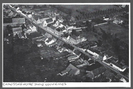 1980  --  BELGIQUE . CHAUSSEE NOTRE DAME LOUVIGNIES . VUE AERIENNE . 4B140 - Unclassified