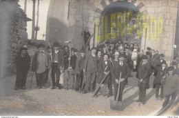[43] ARAULES - Carte-photo Sur La Tentative D'inventaire De L'église Le 6 Mars 1906 - A. Machabert, Édit-phot  CA-PHO - Autres & Non Classés