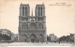 [75] PARIS - Place Du Parvis NOTRE-DAME Cpa ±1920 ♥♥♥ - Notre-Dame De Paris