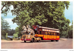 PUBLICITE Les Vins Du POSTILLON Curieux Camion Type Caravane De Cirque Avec Ses Chevaux Et Son Cocher Cpsm  ♥♥♥ - Publicité