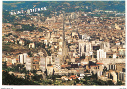 [42] SAINT-ETIENNE - Vue Générale De La Ville Au Centre, La Grand'rue 7 Km. Cpm GF  ♥♥♥ - Saint Etienne