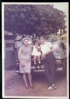 2 PHOTOS SET AMATEUR PHOTO FAMILY LUANDA  ANGOLA AFRICA  AFRIQUE CAR VOITURE FORD TAUNUS 15M OLDTIMER AT333 - Afrique