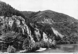 [43] RETOURNAC   Les Rochers De Changues Et La Route Du Puy Cpsm GF ± 1960 ♥♥♥ - Retournac