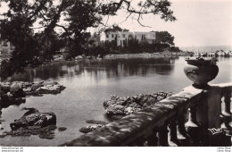 [06] CAP D'ANTIBES PORT DE L'OLIVETTE  ÉDITIONS MAR - Cpsm Dentelée PF ± 1960 ♥♥♥ - Cap D'Antibes - La Garoupe