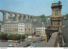 [29] MORLAIX - LA PLACE DES 50 OTAGES ET LE BEFFROI DE LA MAIRIE -AUTOMOBILES - CPM 1990 ♥♥♥ - Morlaix