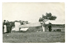 CARTE PHOTO - BELLE ANIMATION AUTOUR D' UN AERONEF A IDENTIFIER. RARE - ....-1914: Précurseurs